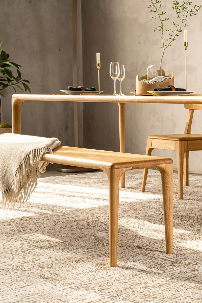 LÜNA Bench