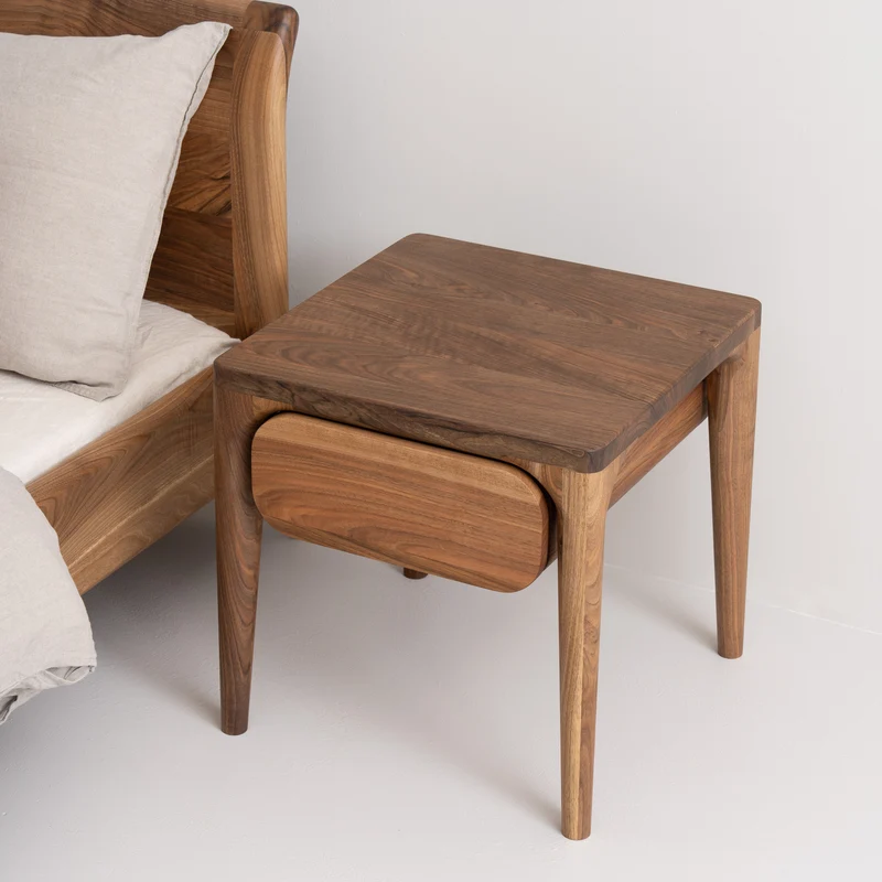 LÜNA Bedside Table