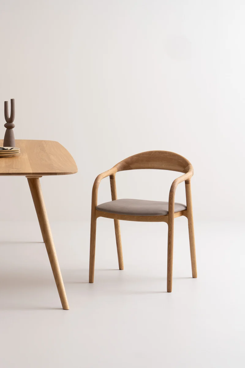 LELA Chaise