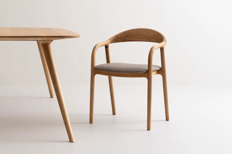 LELA Chaise