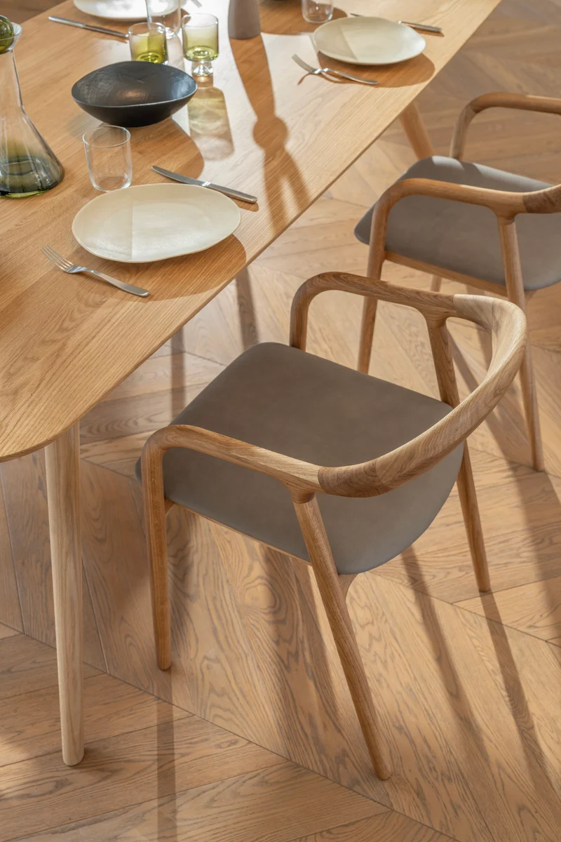 LELA Chaise