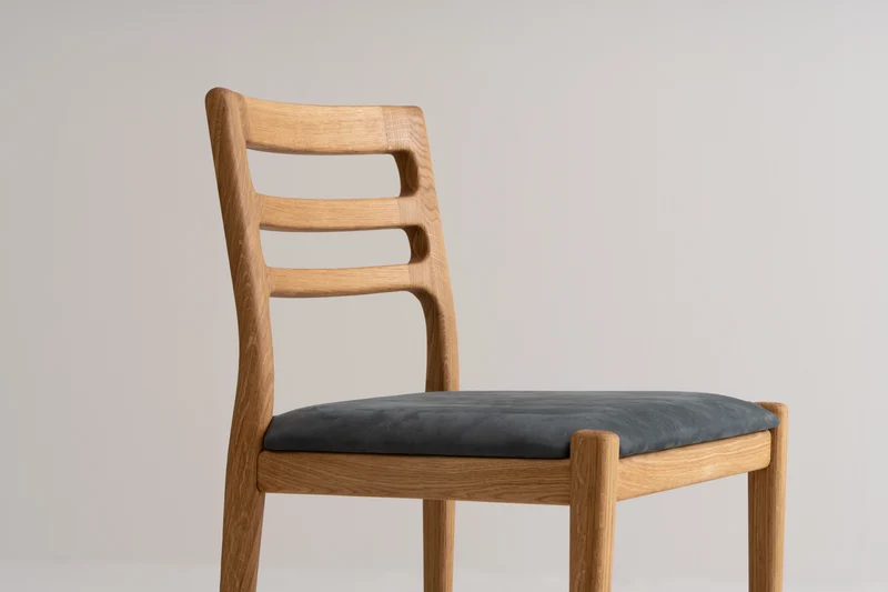 VOSS Dining Chair