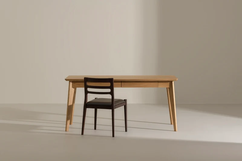 VOSS Dining Chair