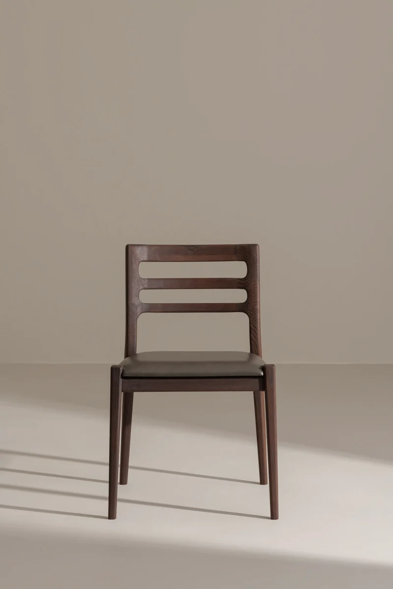 VOSS Dining Chair
