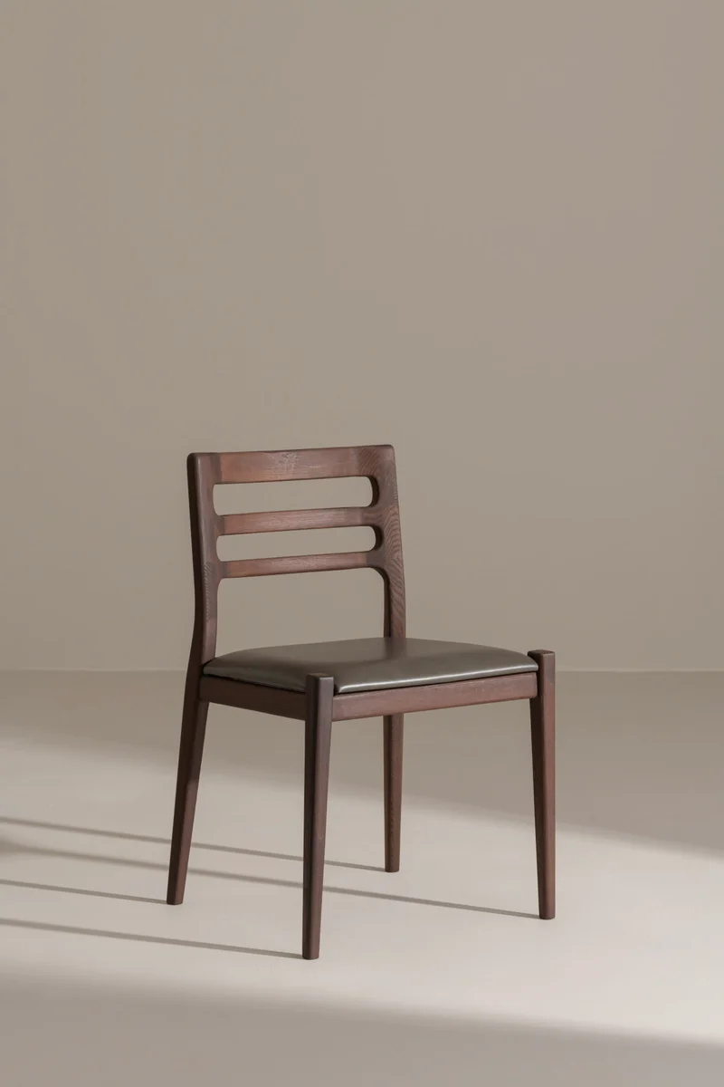 VOSS Dining Chair