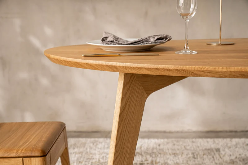 AMBER Oval Dining Table