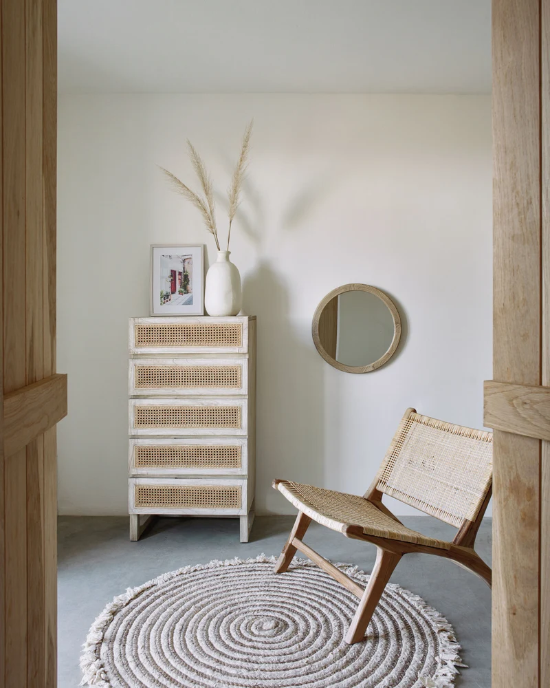 Beida solid teak armchair