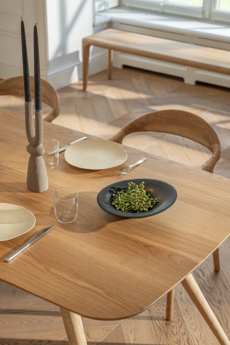 TAVI Table à manger