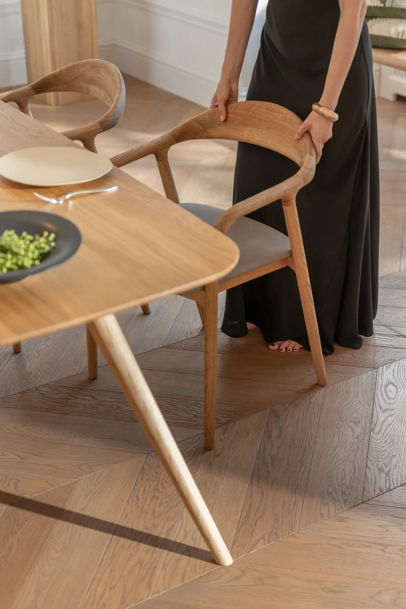 TAVI Table à manger