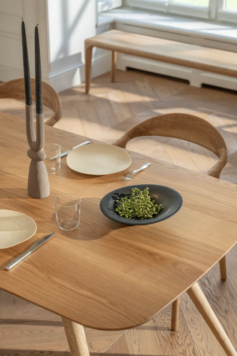 TAVI Table à manger