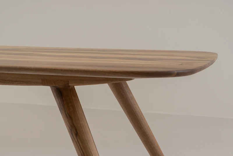 TAVI Table à manger