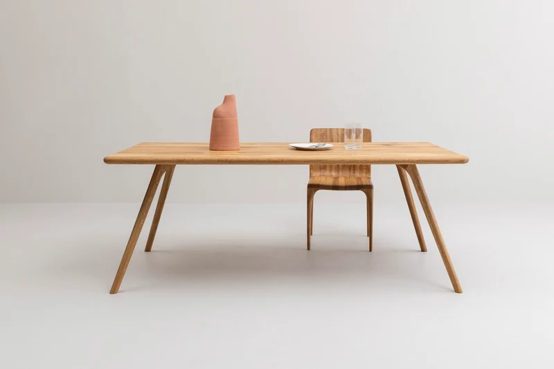 ARLEN Dining Table