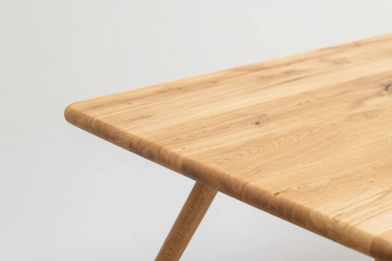 ARLEN Dining Table