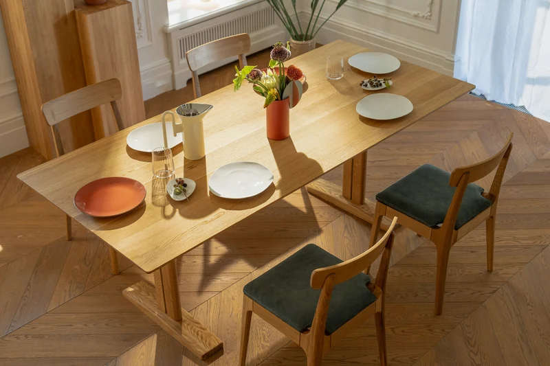 KAT Table à manger