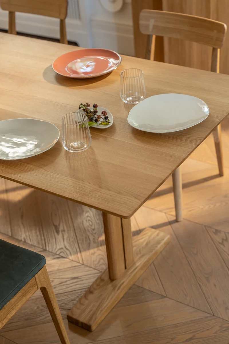 KAT Table à manger