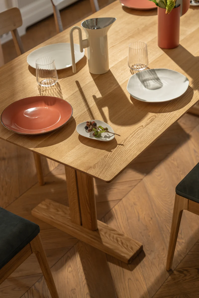 KAT Table à manger