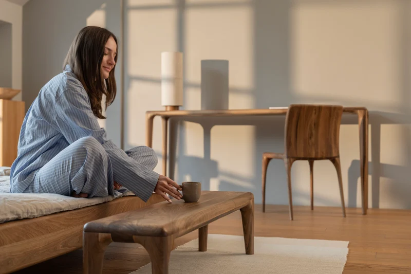 LÜNA Console Table