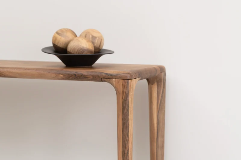 LÜNA Console Table