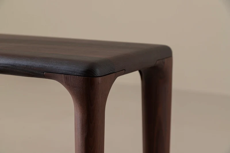 LÜNA Console Table