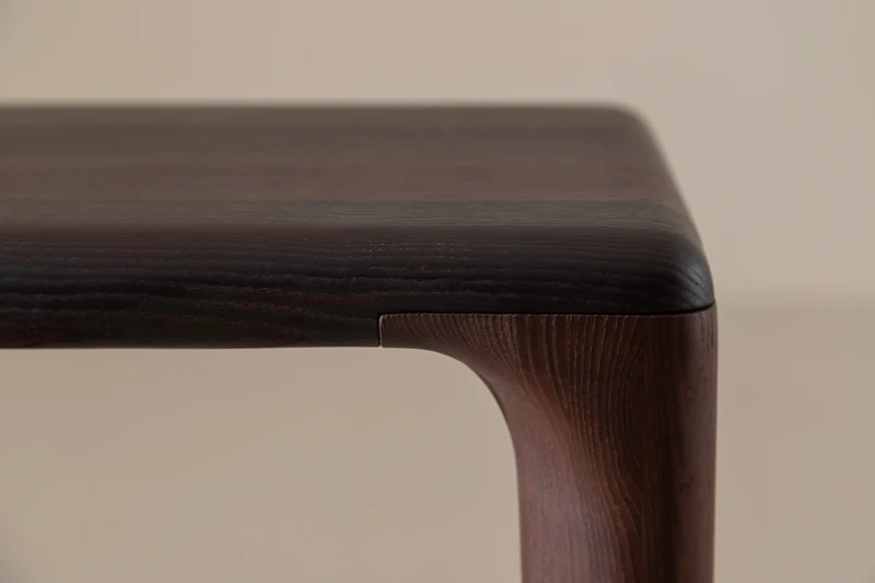 LÜNA Console Table