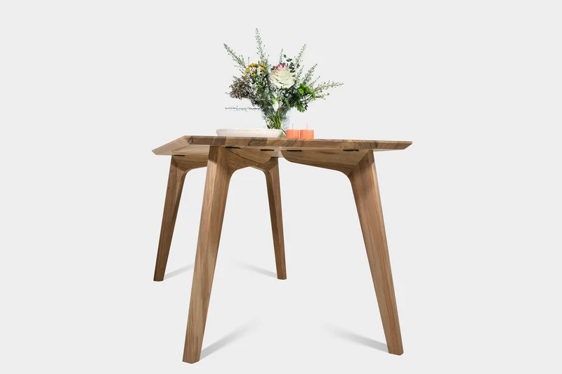AMBER Walnut Extendable Dining Table