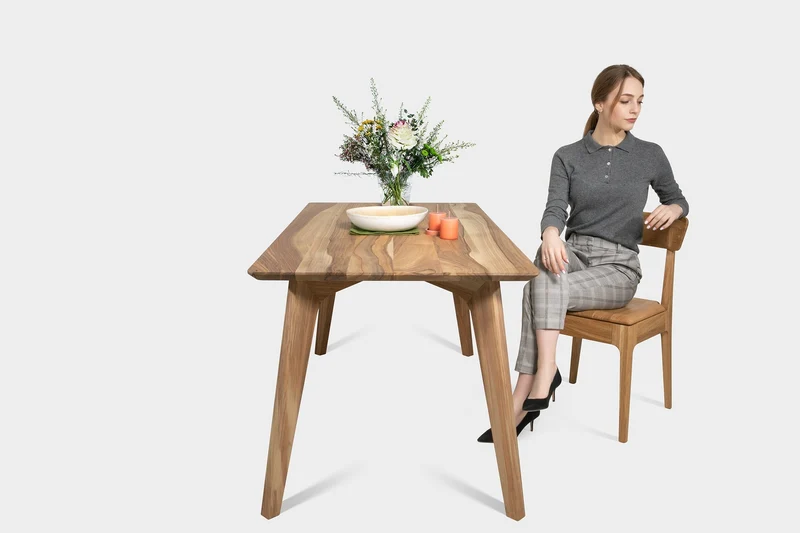 AMBER Walnut Extendable Dining Table