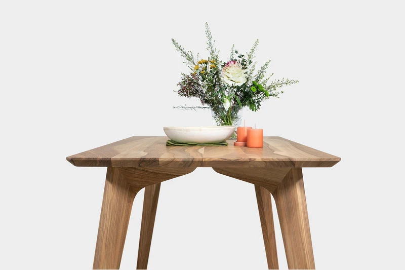 AMBER Walnut Extendable Dining Table