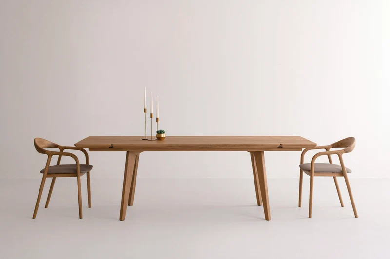 AMBER Oak Extendable Dining Table