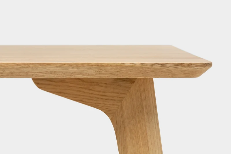 AMBER Oak Dining Table