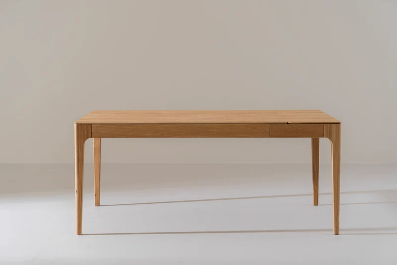 CAROLINA Oak Extendable Dining Table