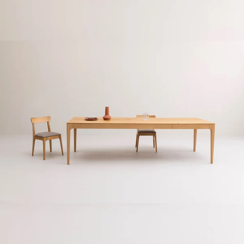 CAROLINA Oak Extendable Dining Table