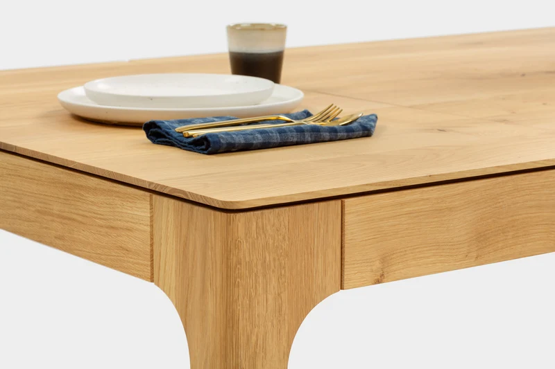 CAROLINA Oak Extendable Dining Table