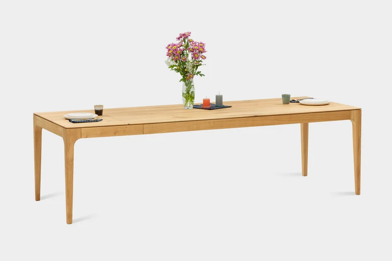 CAROLINA Oak Extendable Dining Table