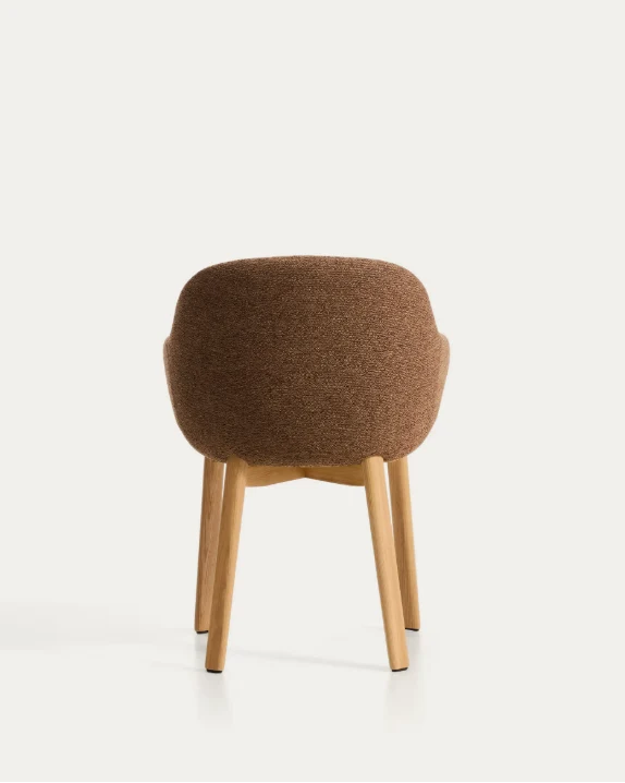 Meila chair with armrests in terracotta chenille with legs in natural finish