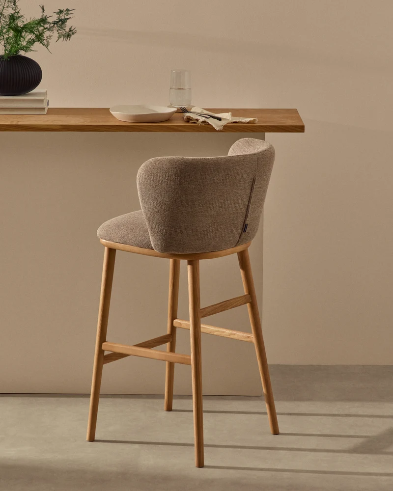 Ciselia stool beige chenille and natural legs 75 cm