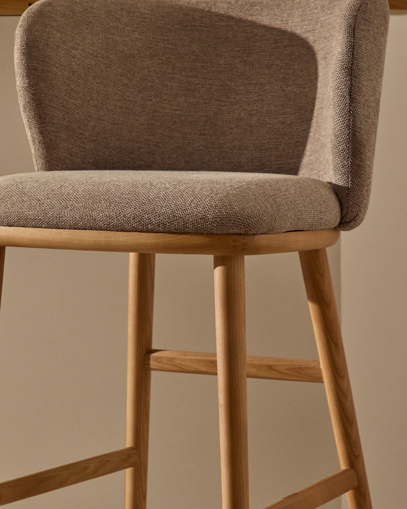 Ciselia stool brown chenille with natural legs 65 cm