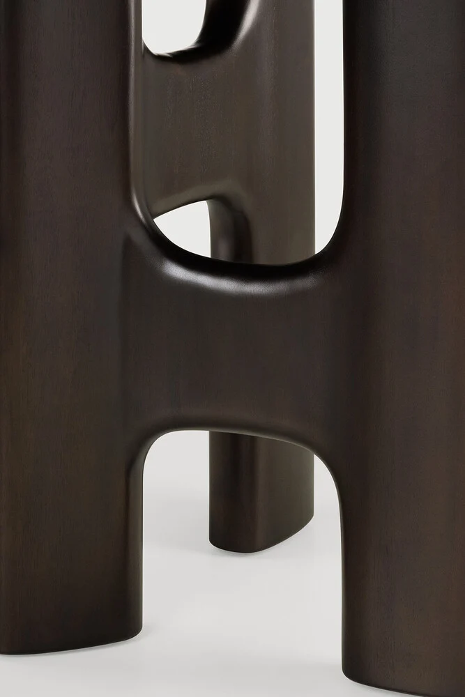 Flow Dining Table