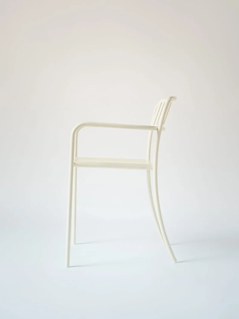 PATIO - Fauteuil repas lames