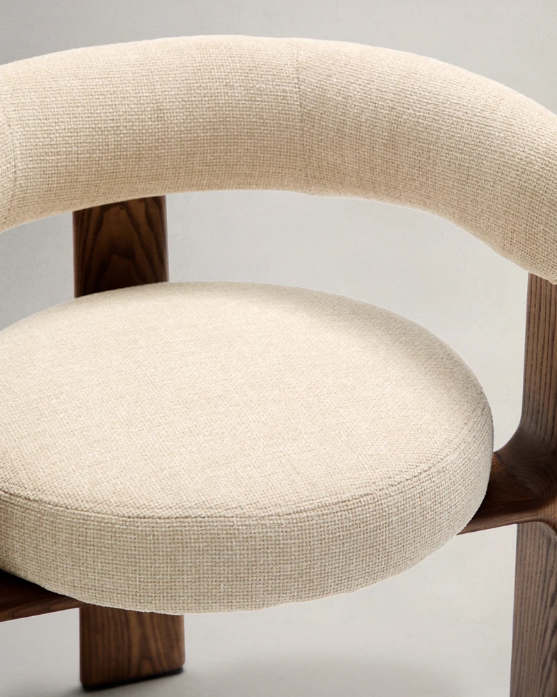 Granite 3-legged chair beige chenille & walnut
