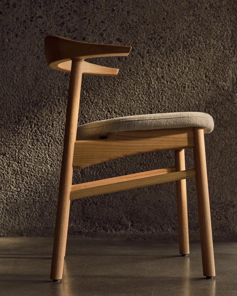 Timons chair removable cover in beige chenille solid oak wood natural finish FSC Mix Credit