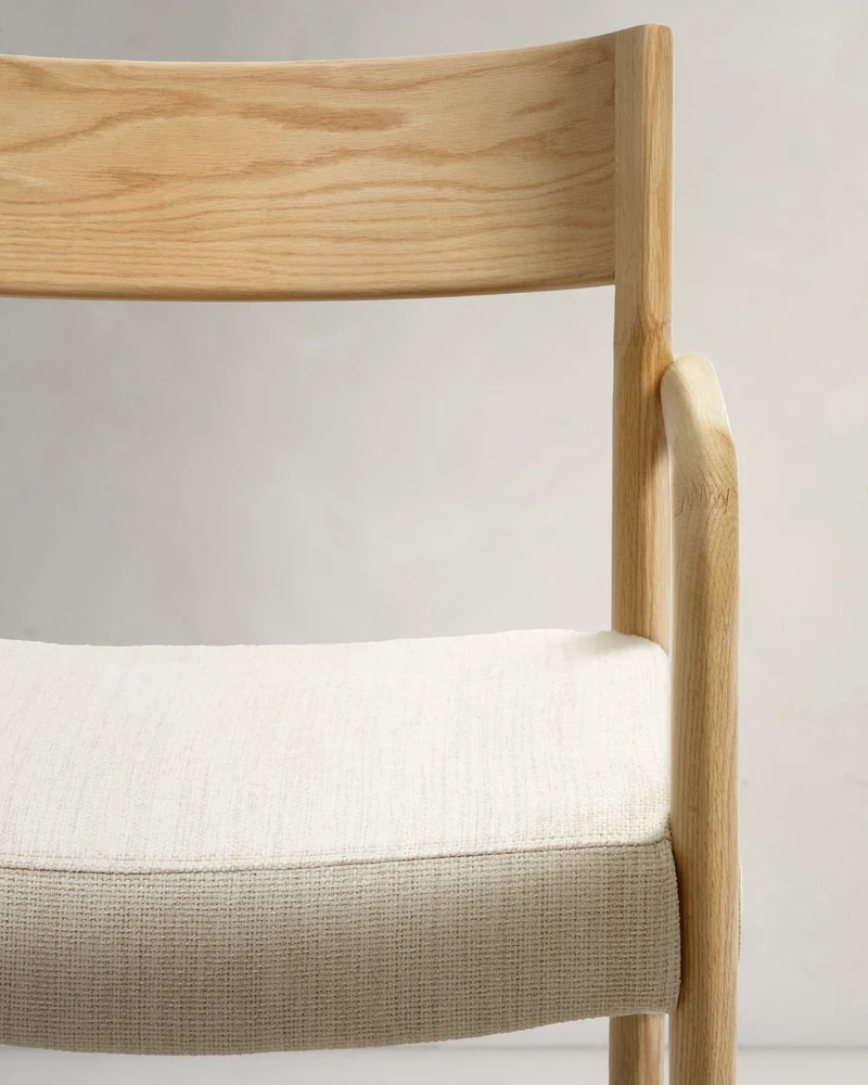 Falconera chair with a removable cover in solid oak wood with natural finish FSC Mix Credit