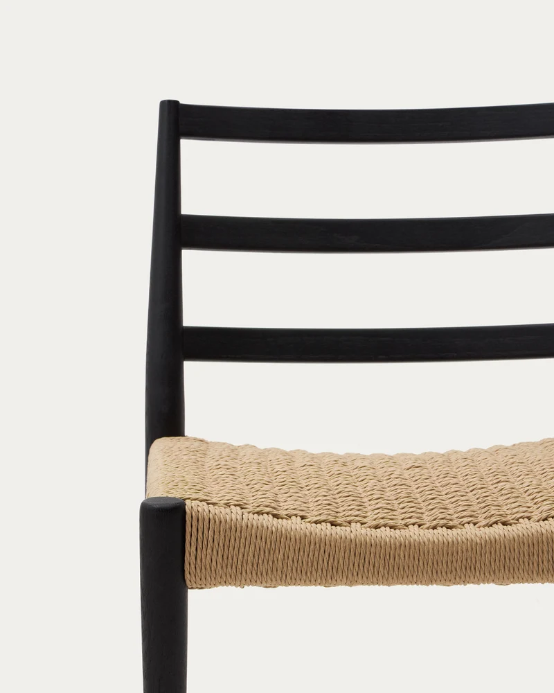 Analy chair in solid oak with black finish and rope seat