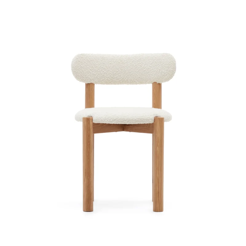 Nebai chair in white bouclé and solid oak wood structure with natural finish