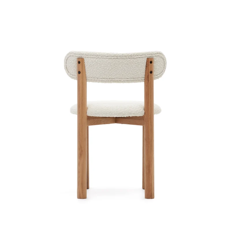 Nebai chair in white bouclé and solid oak wood structure with natural finish