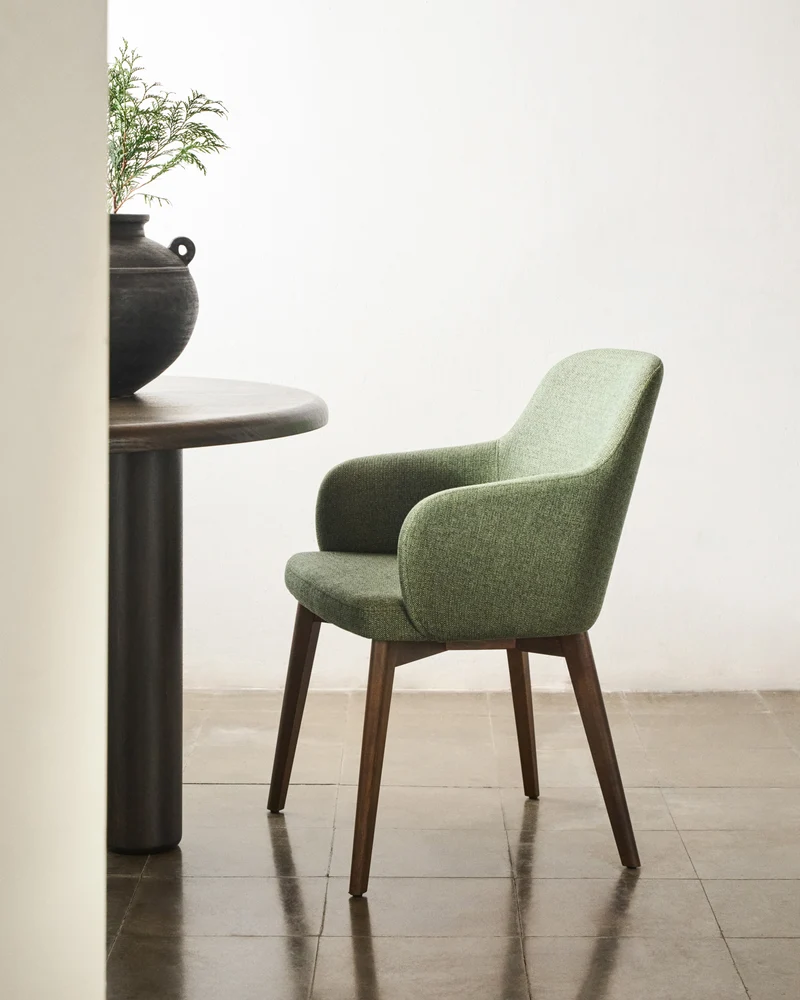 Nelida chair in green chenille and solid beech wood in a natural finish