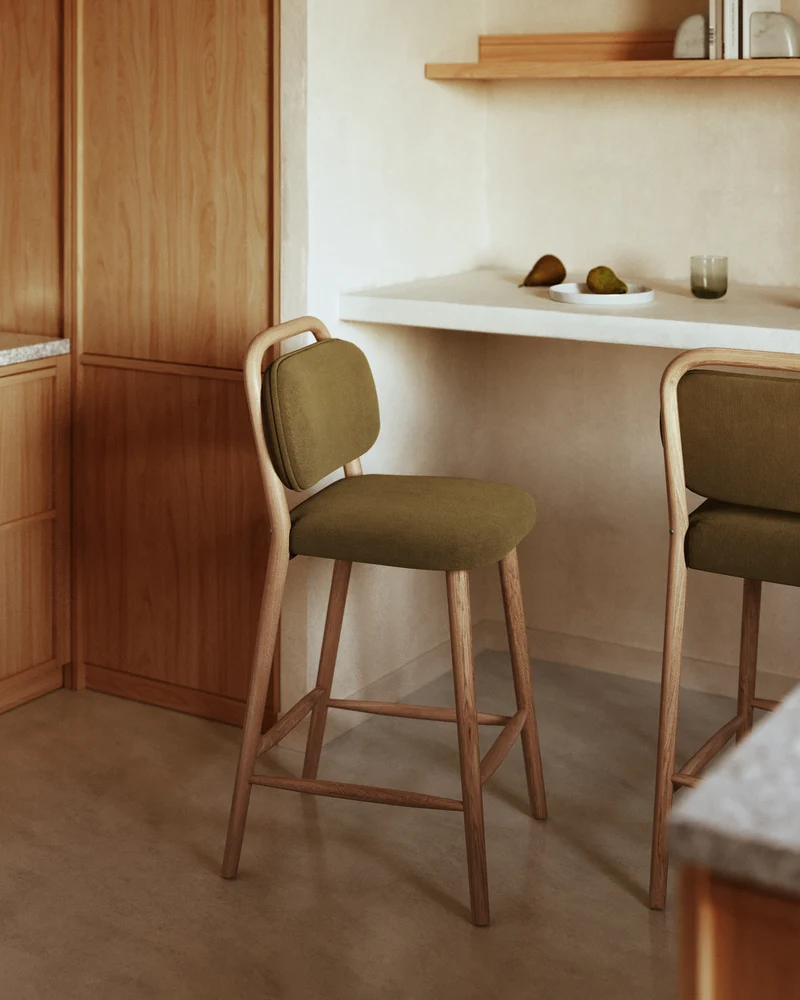 Helda stool in green 65 cm