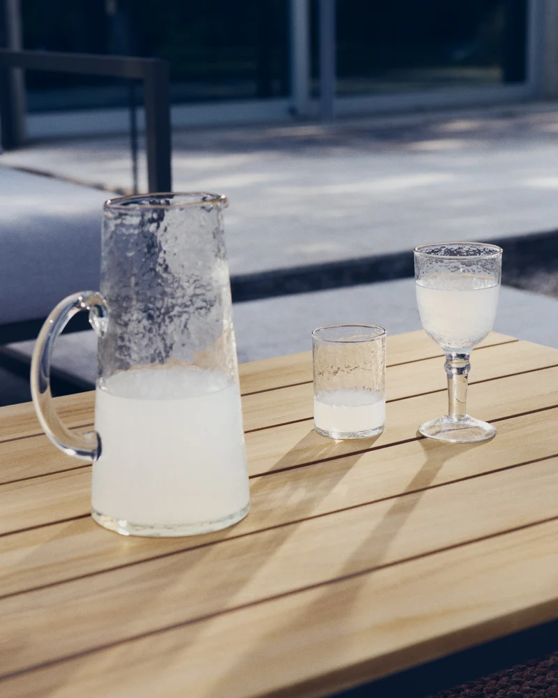 Obila cup made of transparent recycled glass