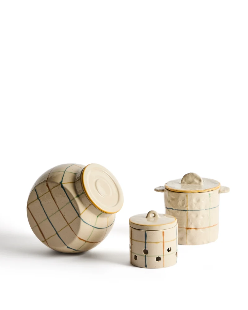 Belor ceramic pot with multicoloured lines 13.5cm