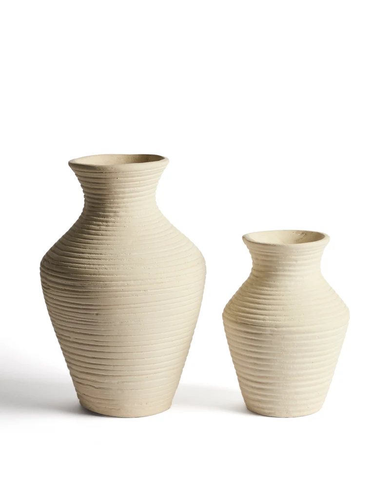 Pria beige papier-mâché vase 25cm