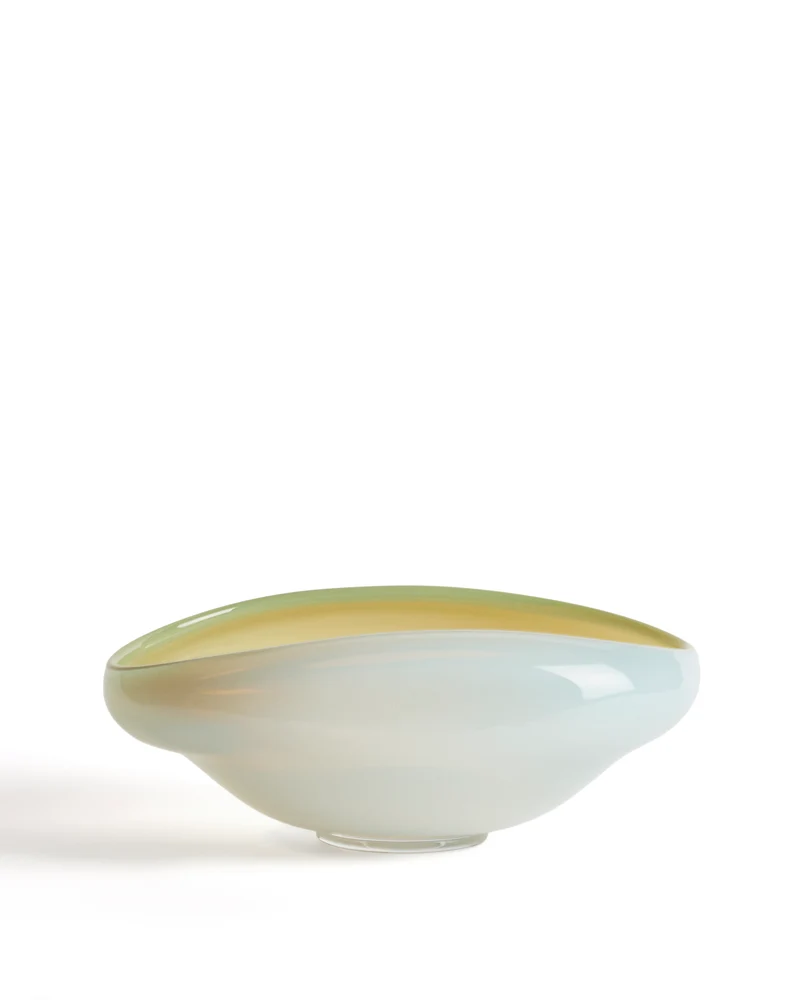 Nodila white glass centrepiece 30 x 21cm